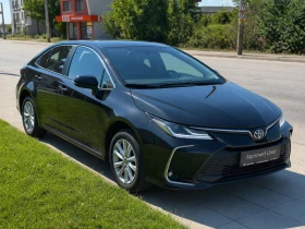 Toyota Corolla 1.8 HSD Executive, снимка 8