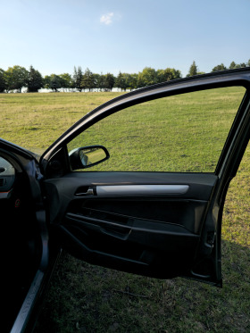 Opel Astra 1.7 cdti 101, снимка 8