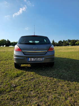 Opel Astra 1.7 cdti 101, снимка 3