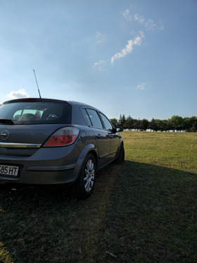 Opel Astra 1.7 cdti 101, снимка 4