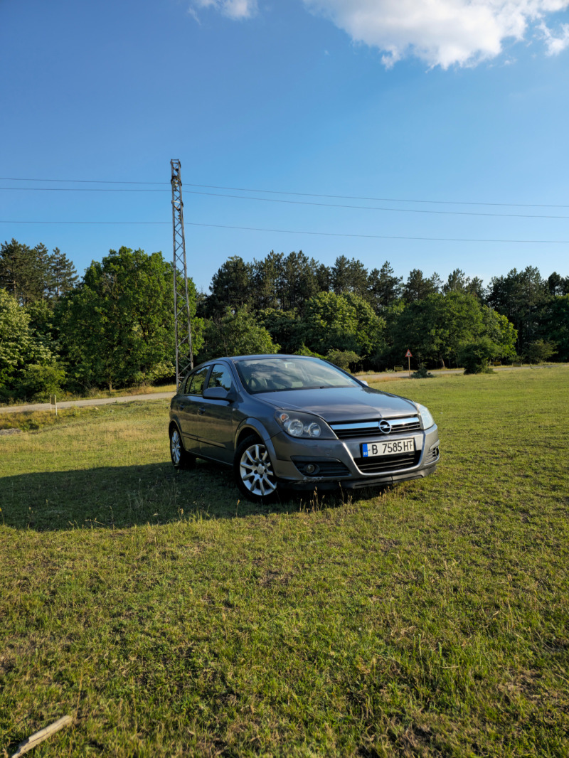 Opel Astra 1.7 cdti 101, снимка 1 - Автомобили и джипове - 46247454