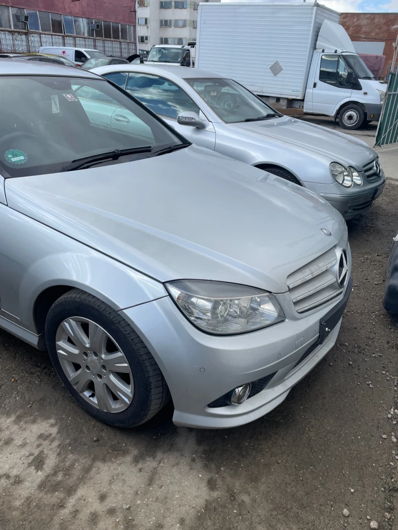 Mercedes-Benz C 220, снимка 1 - Автомобили и джипове - 47743672