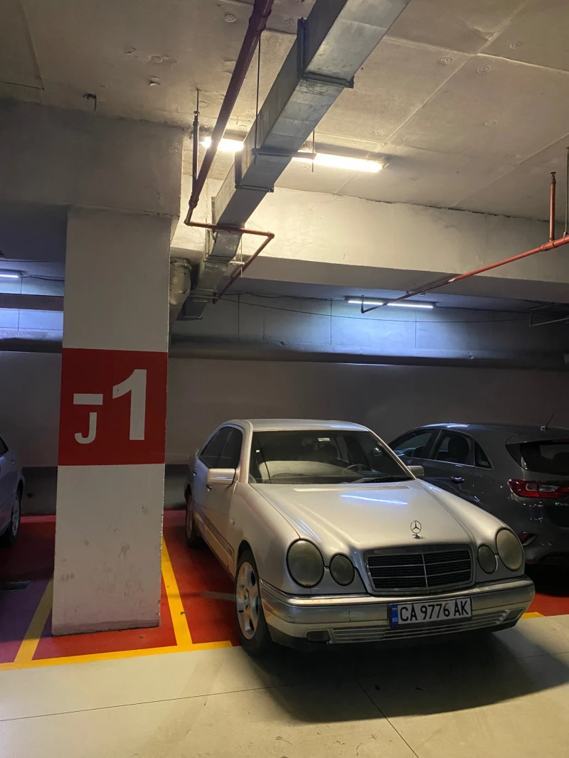 Mercedes-Benz E 250, снимка 6 - Автомобили и джипове - 49247952