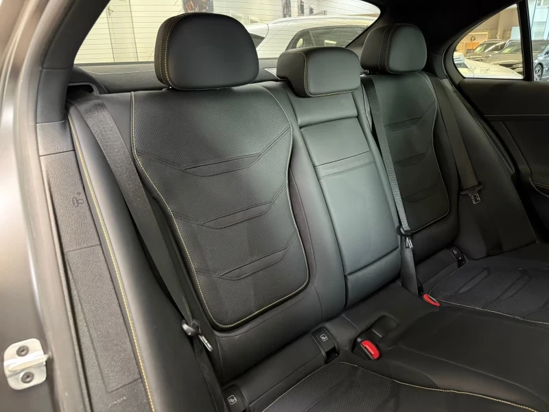 Mercedes-Benz C 63 AMG, снимка 5 - Автомобили и джипове - 50894566