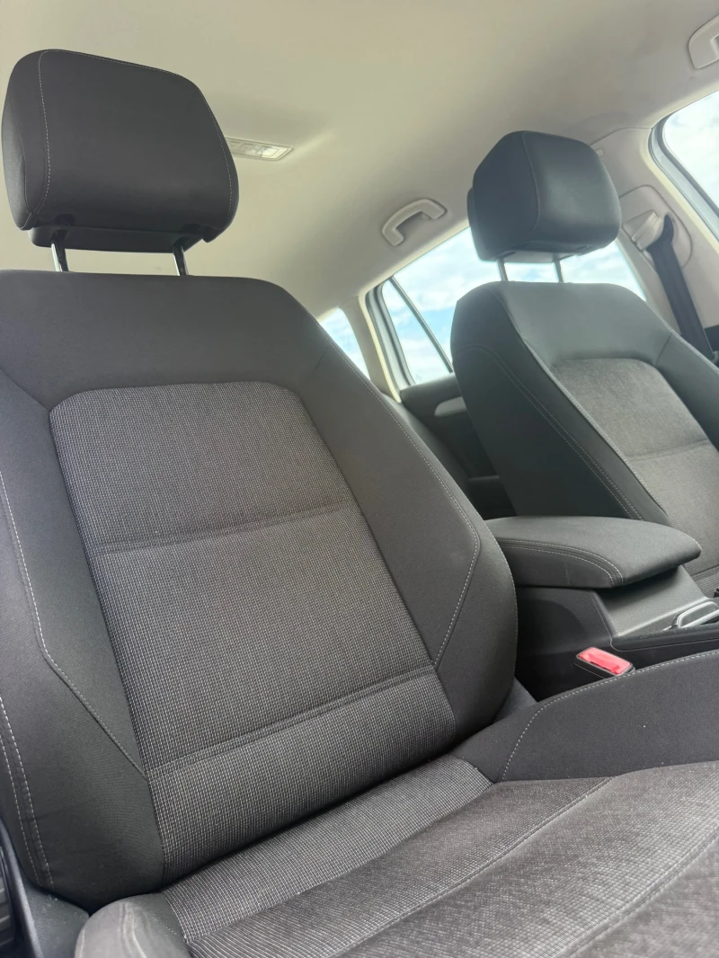 VW Passat Автомат, снимка 12 - Автомобили и джипове - 51252016