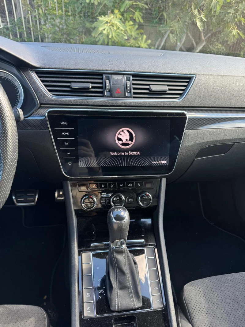Skoda Superb DSG, Sportline, снимка 9 - Автомобили и джипове - 52106882