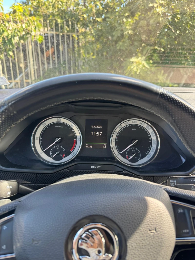 Skoda Superb DSG, Sportline, снимка 7 - Автомобили и джипове - 52106882