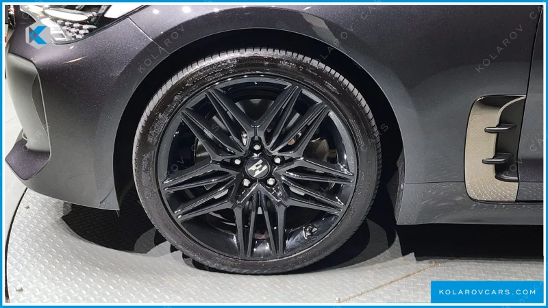 Kia Stinger 2.5 Masters Kolarov | Cars, снимка 3 - Автомобили и джипове - 52200657