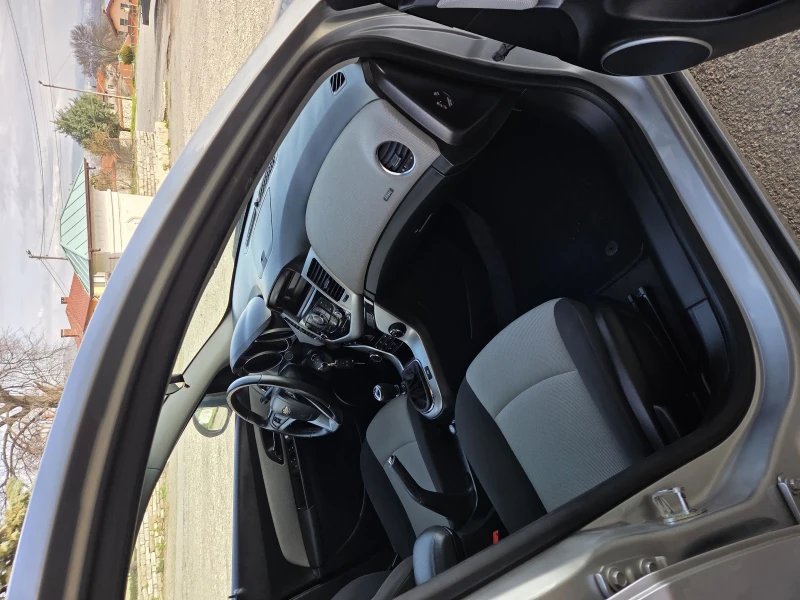 Chevrolet Cruze 1.6i LPG 867845km, снимка 14 - Автомобили и джипове - 53561171