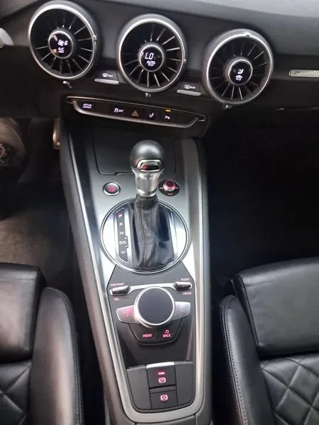 Audi Tt Coupe 45 Tfsi, снимка 13 - Автомобили и джипове - 55390144