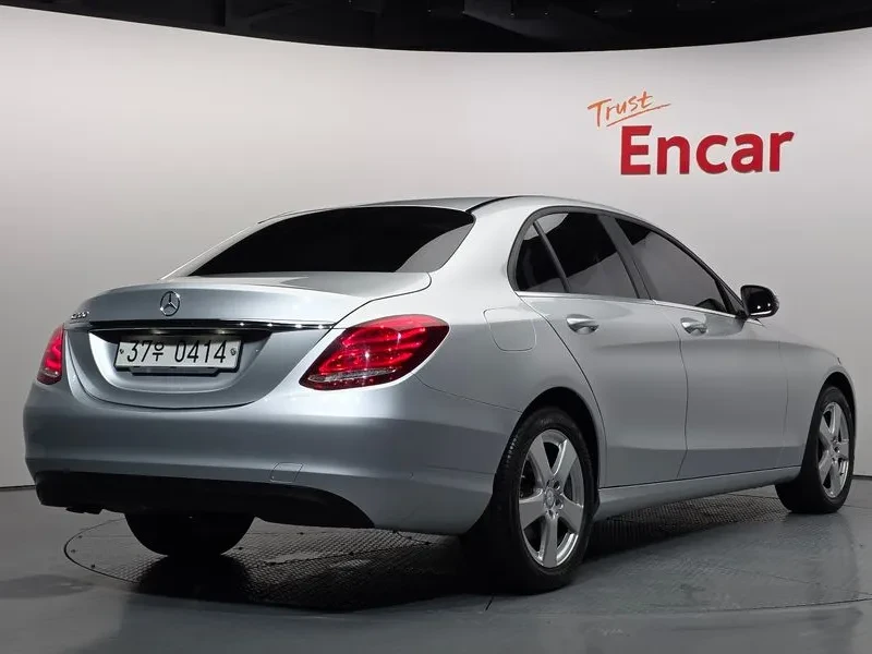 Mercedes-Benz C 200 САМО 30% АВАНС, снимка 4 - Автомобили и джипове - 56064904