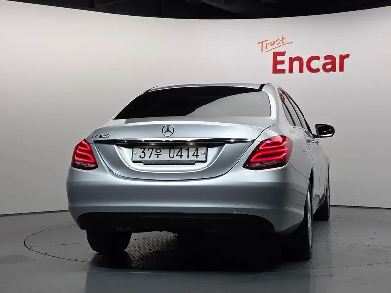 Mercedes-Benz C 200 САМО 30% АВАНС, снимка 7 - Автомобили и джипове - 56064904