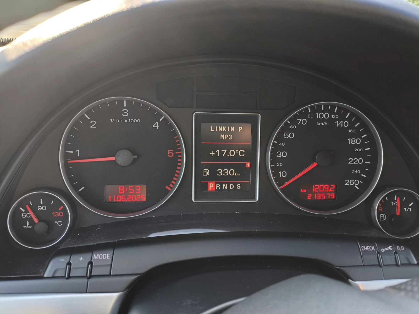 Audi A4 S-Line - изображение 10