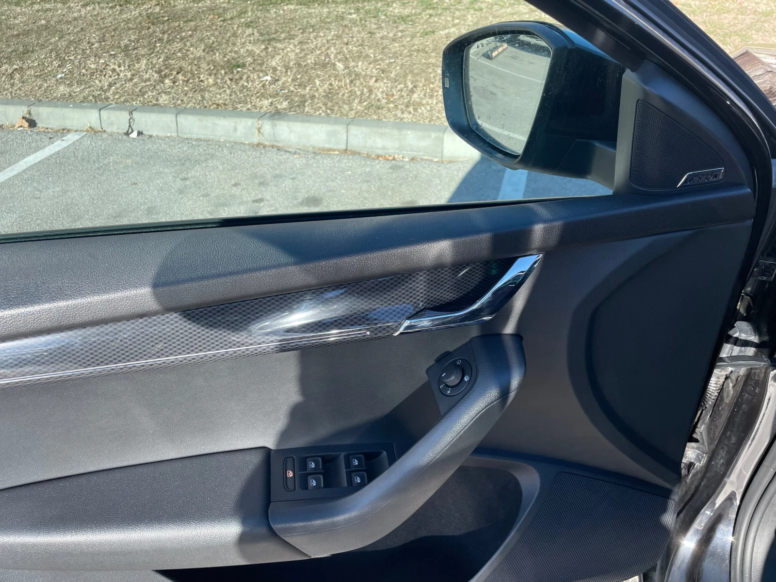 Skoda Octavia VRS Digital 4x4 Panorama Canton Distronic - изображение 6