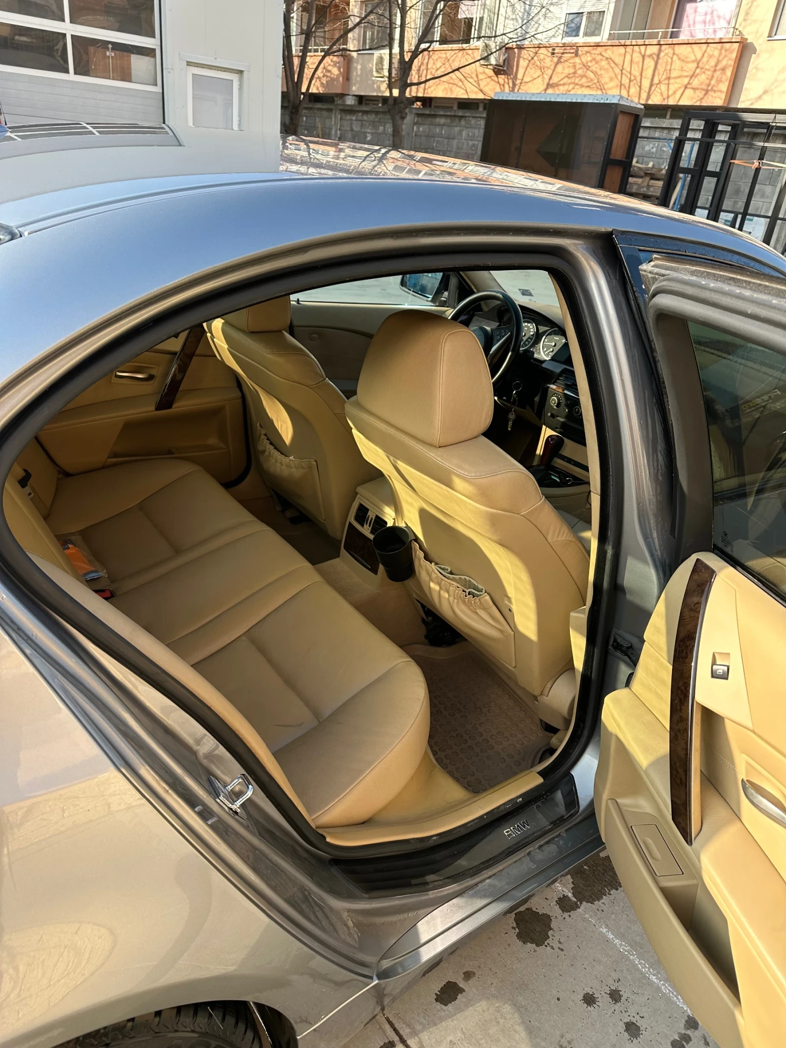 BMW 530, снимка 9 - Автомобили и джипове - 53661352