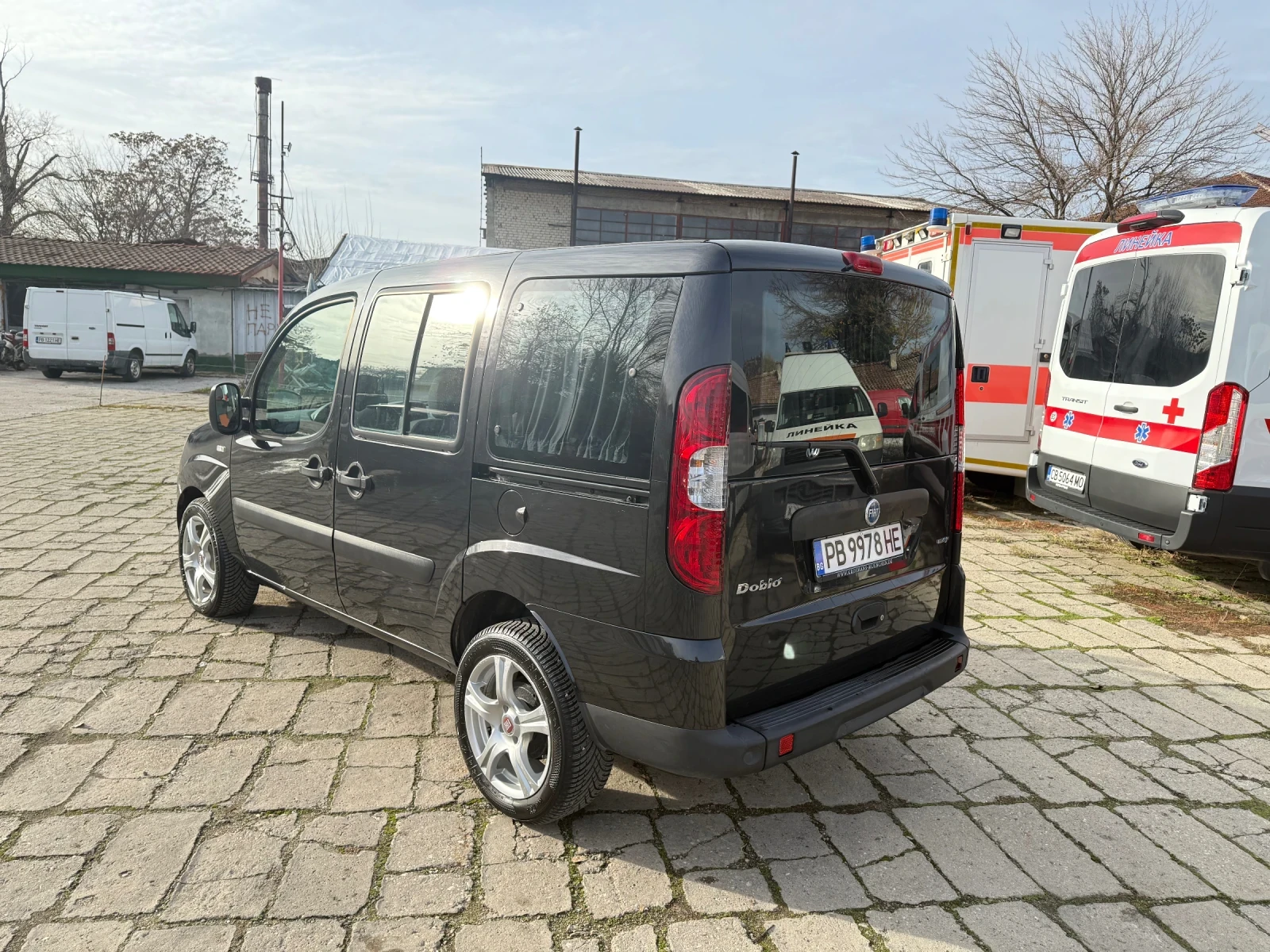 Fiat Doblo 7 места, снимка 5 - Автомобили и джипове - 53710988