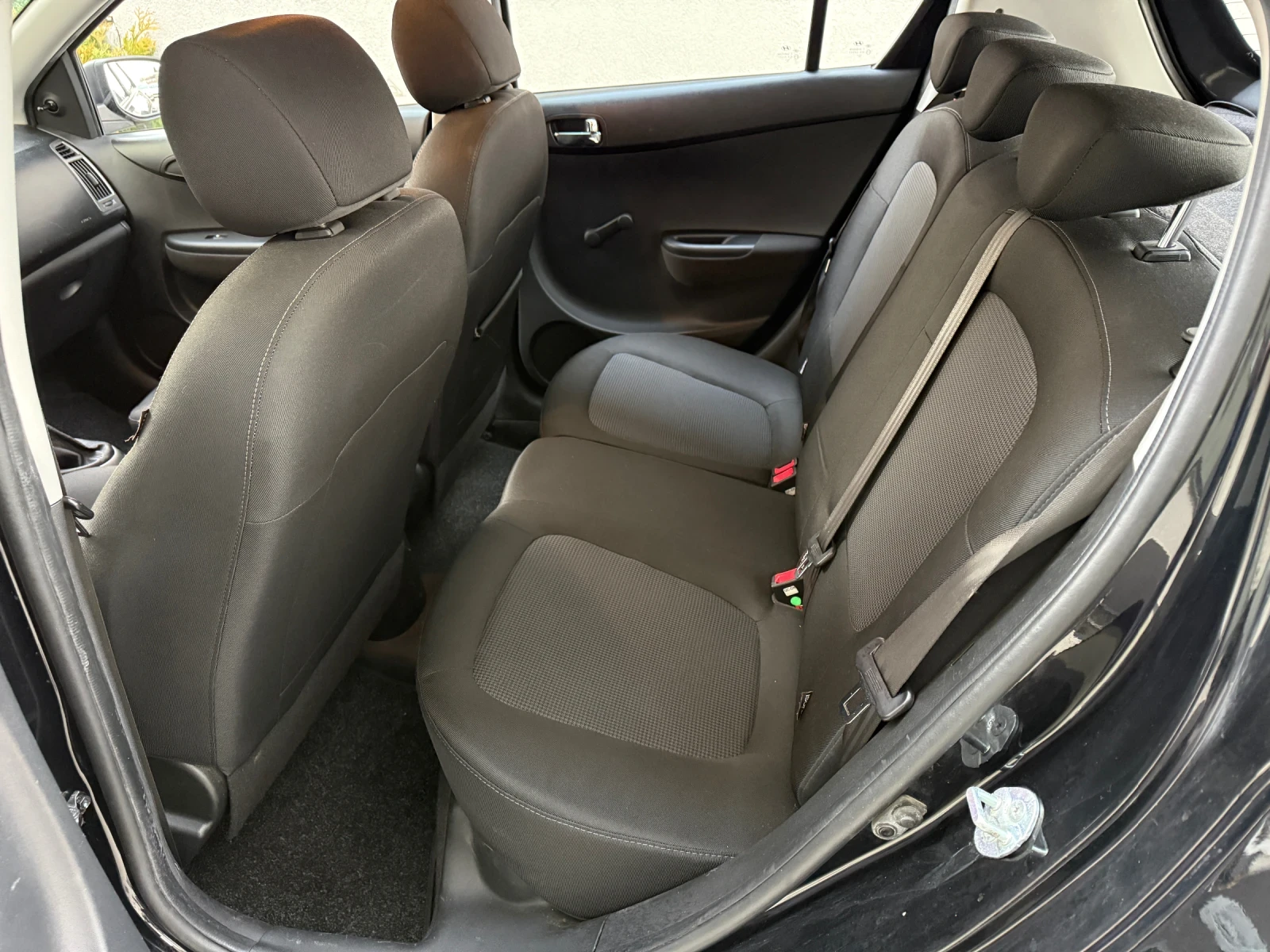 Hyundai I20 1, 2 Бензин , 117907 км реални !!! , снимка 11 - Автомобили и джипове - 53761414