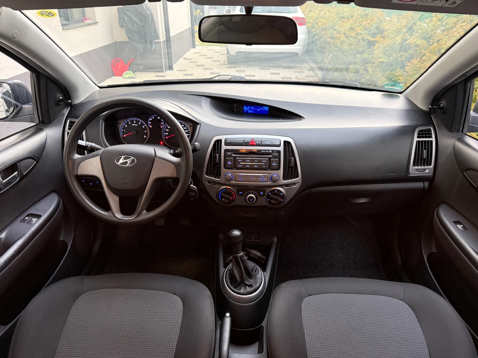 Hyundai I20 1, 2 Бензин , 117907 км реални !!! , снимка 8 - Автомобили и джипове - 53761414