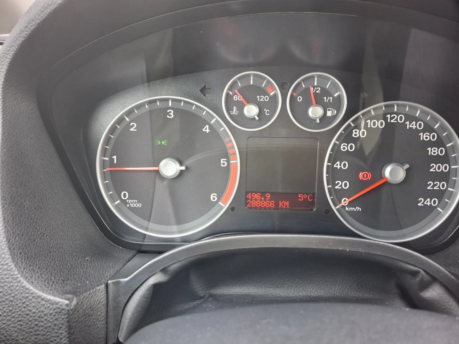 Ford C-max, снимка 12 - Автомобили и джипове - 54076406