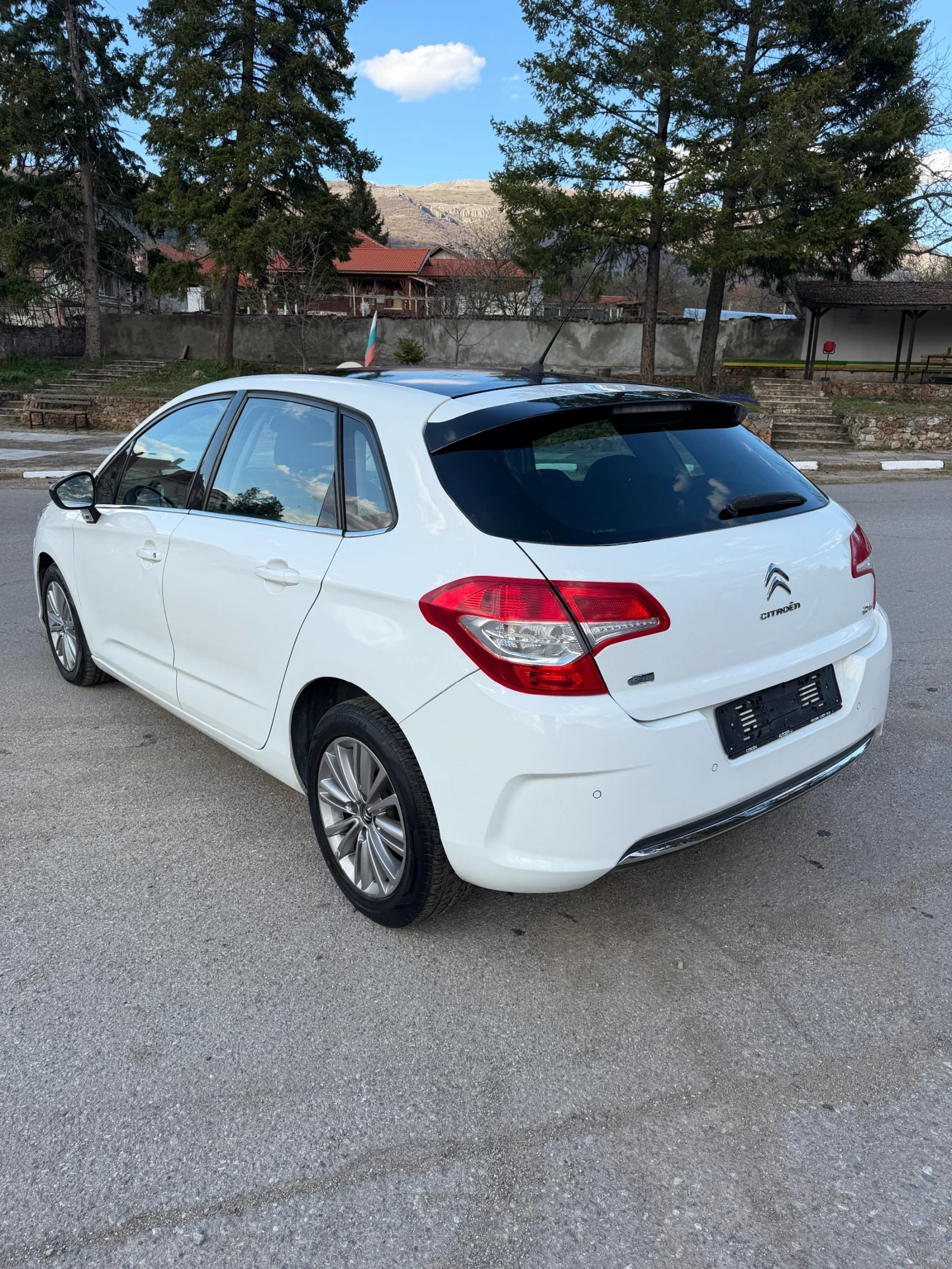 Citroen C4 1.6 e-hdi* android, снимка 5 - Автомобили и джипове - 54102846