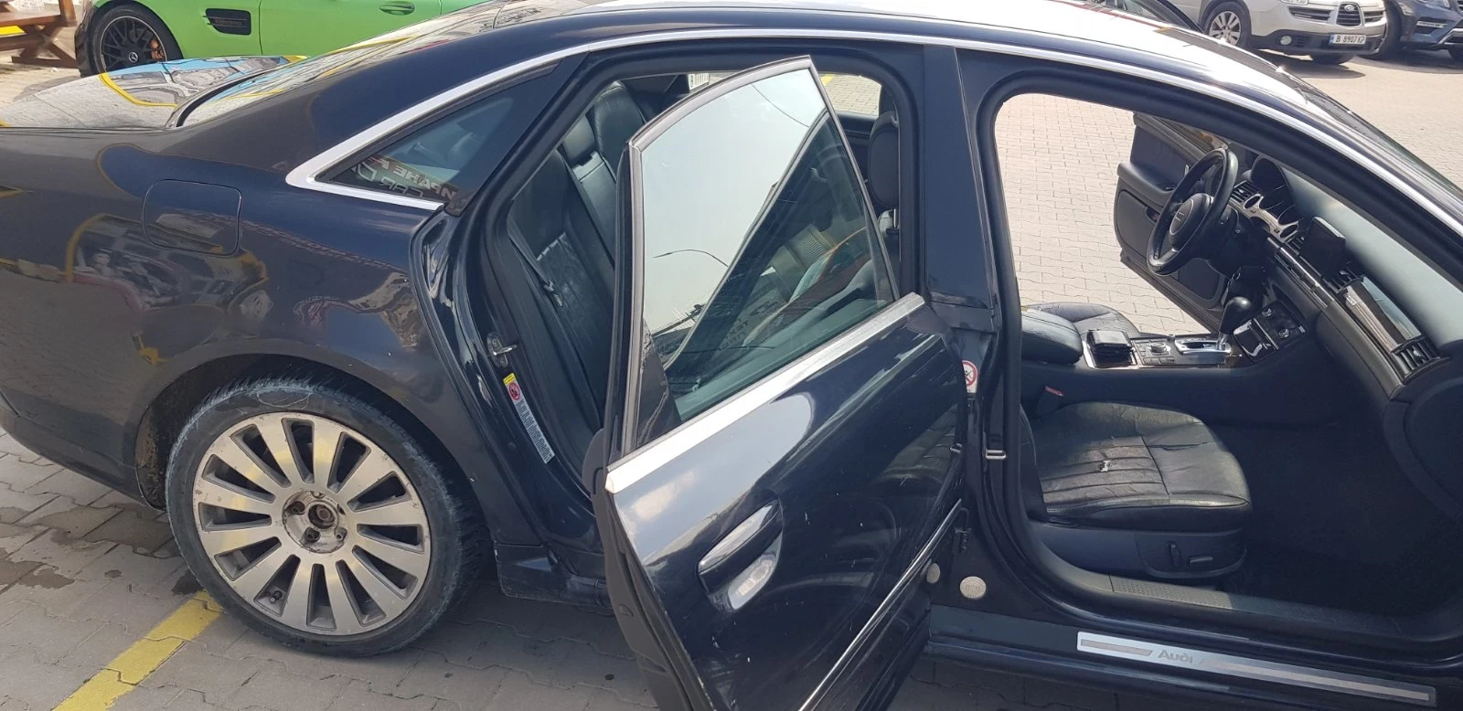 Audi A8, снимка 2 - Автомобили и джипове - 54115603