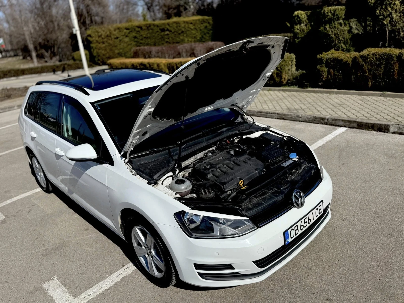 VW Golf 1.6 ABT, снимка 17 - Автомобили и джипове - 54163906