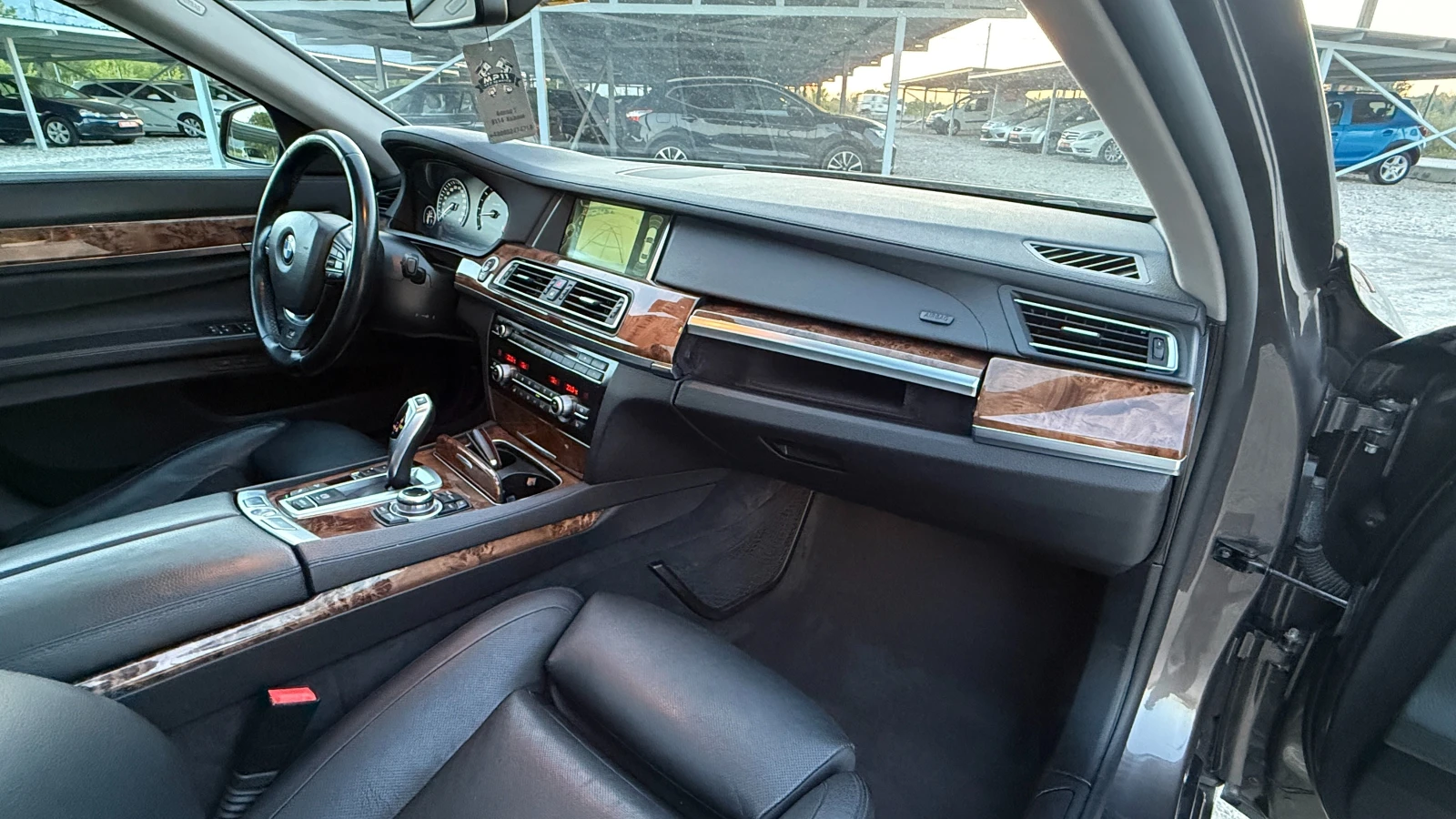 BMW 740 BMW740D XDRIVE-3.0D-313кс/ГАРАНЦИЯ-ЛИЗИНГ, снимка 13 - Автомобили и джипове - 54437599