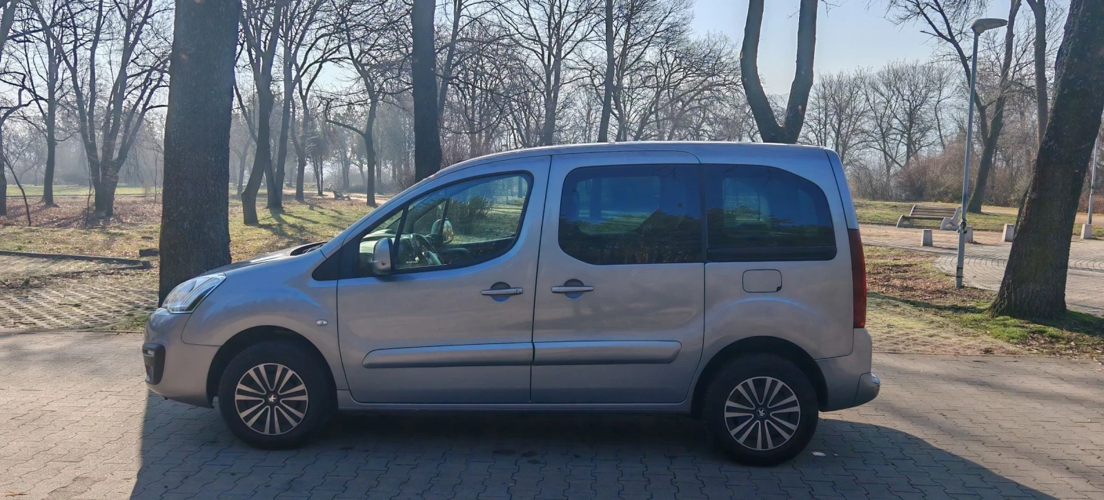 Peugeot Partner Tepe1.6HDI 120kc.6ck., снимка 8 - Автомобили и джипове - 54692088