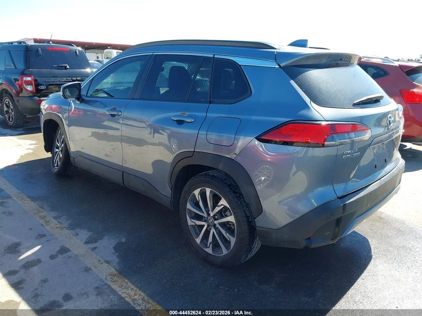 Toyota Corolla 2.0l Cross Xle, снимка 3 - Автомобили и джипове - 54860738