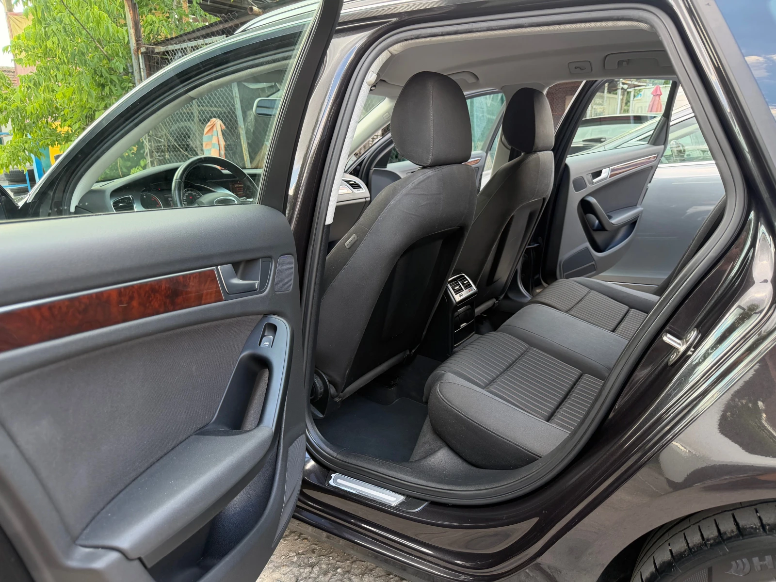 Audi A4 3.0TDI 240HP QUATTRO 6 SPEED KLIMA 180000KM NOVA | Mobile.bg � ����������� 17