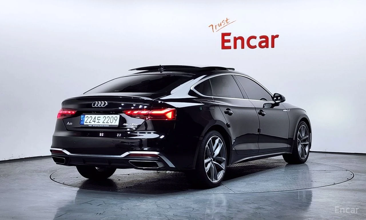 Audi A5 45TFSI* MATRIX* S* LINE* ОБДУХВАНЕ* ХЕДЪП* LANE* A, снимка 2 - Автомобили и джипове - 55003357