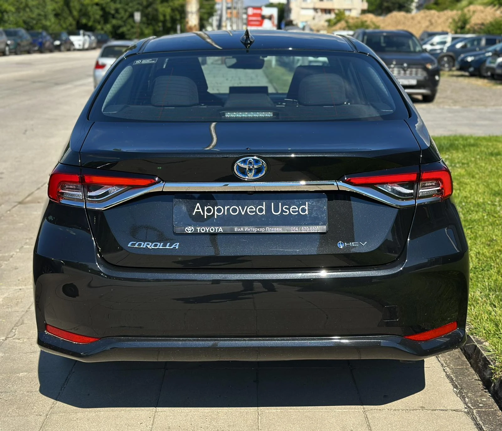 Toyota Corolla 1.8 HSD Executive, снимка 5 - Автомобили и джипове - 55085762