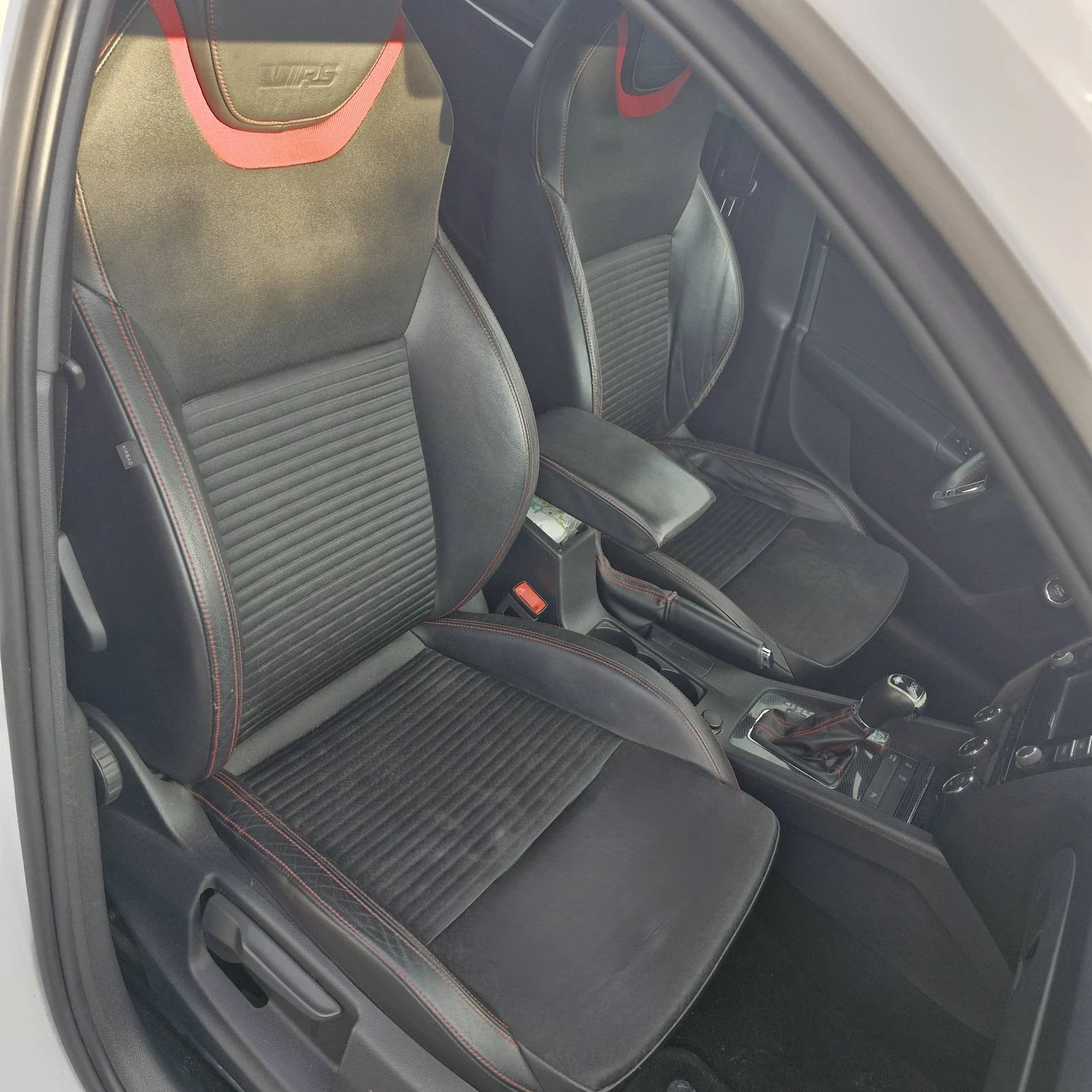 Skoda Octavia 2.0 RS, снимка 15 - Автомобили и джипове - 55129484