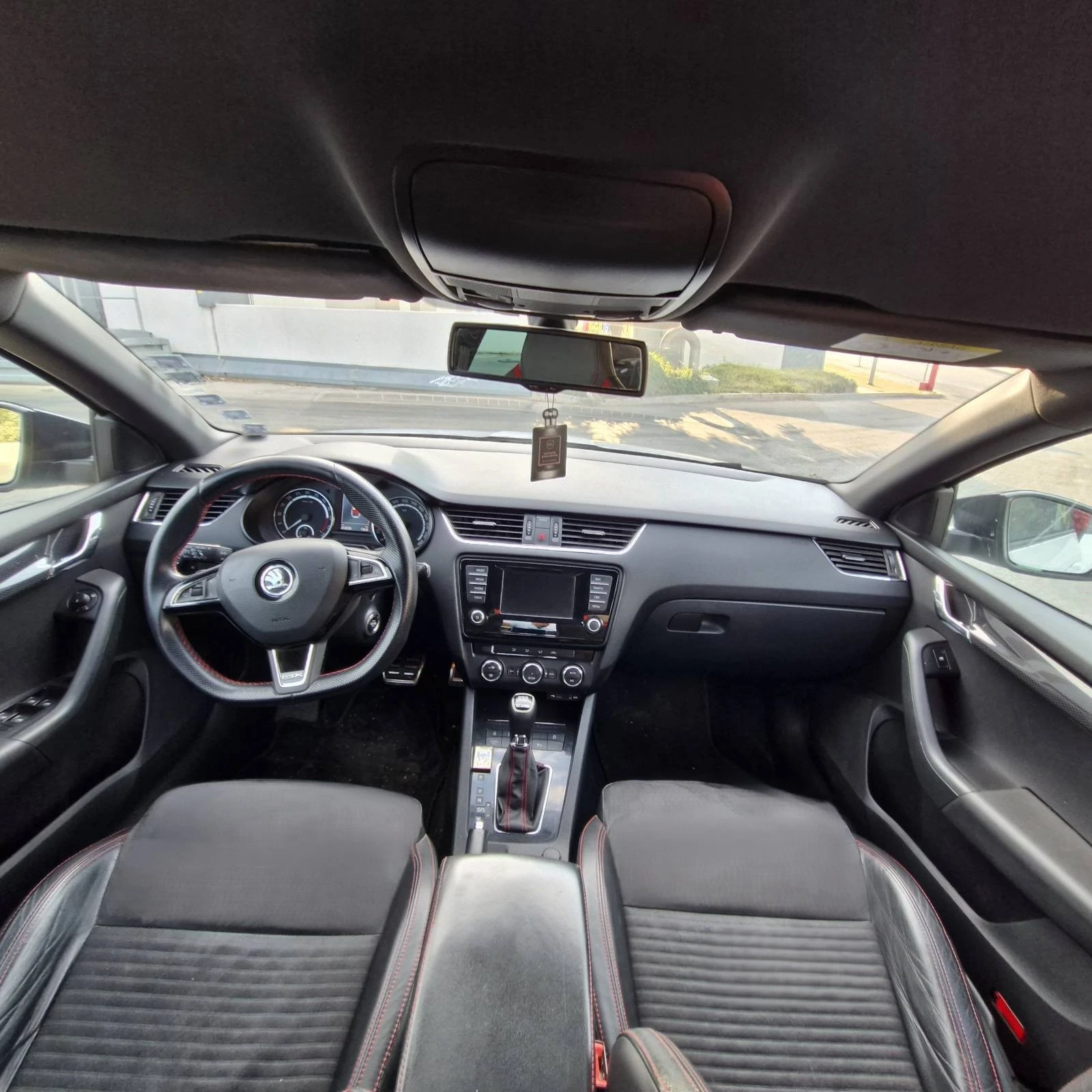 Skoda Octavia 2.0 RS, снимка 9 - Автомобили и джипове - 55129484