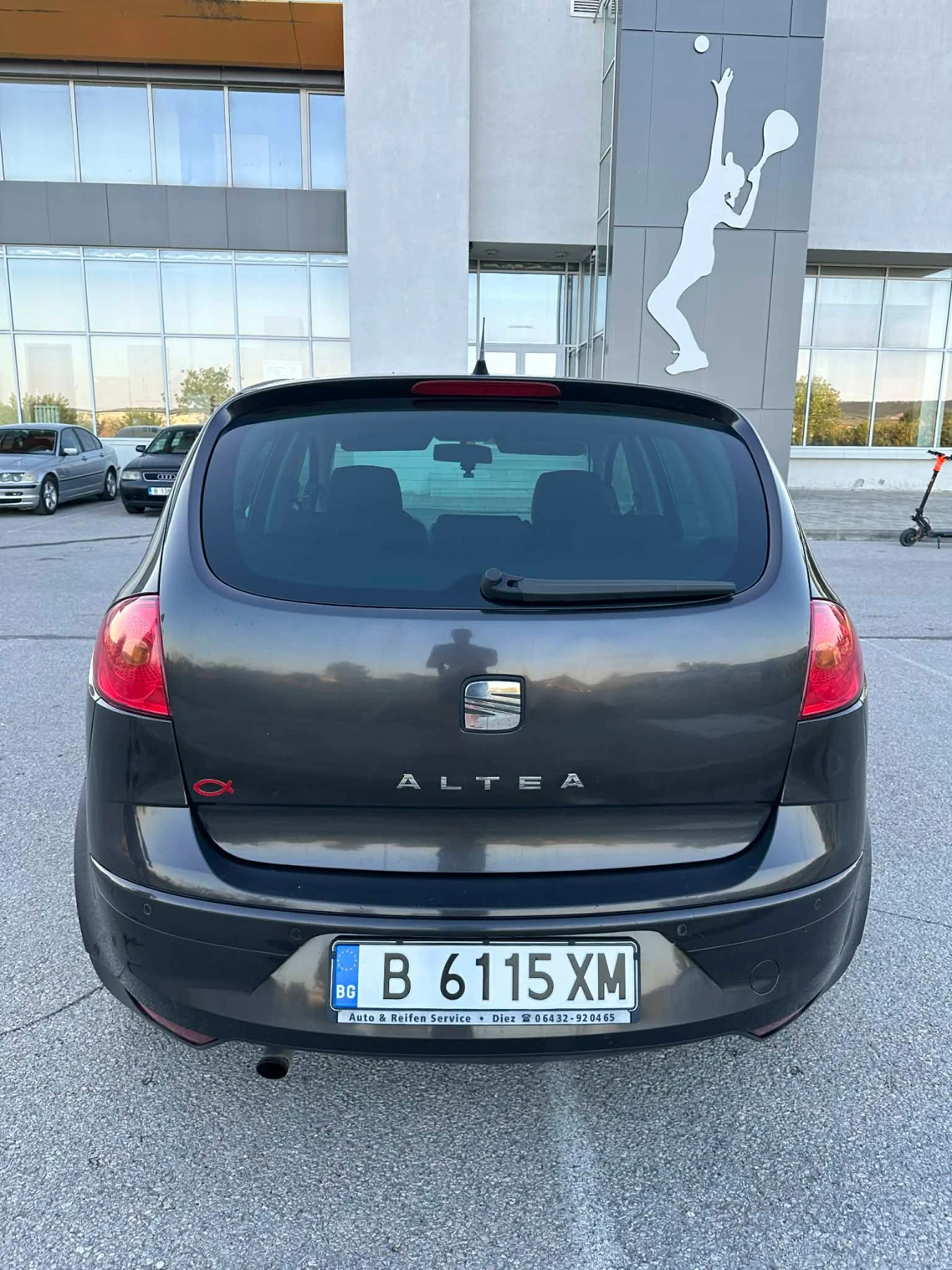 Seat Altea 1.6i, снимка 3 - Автомобили и джипове - 55466893
