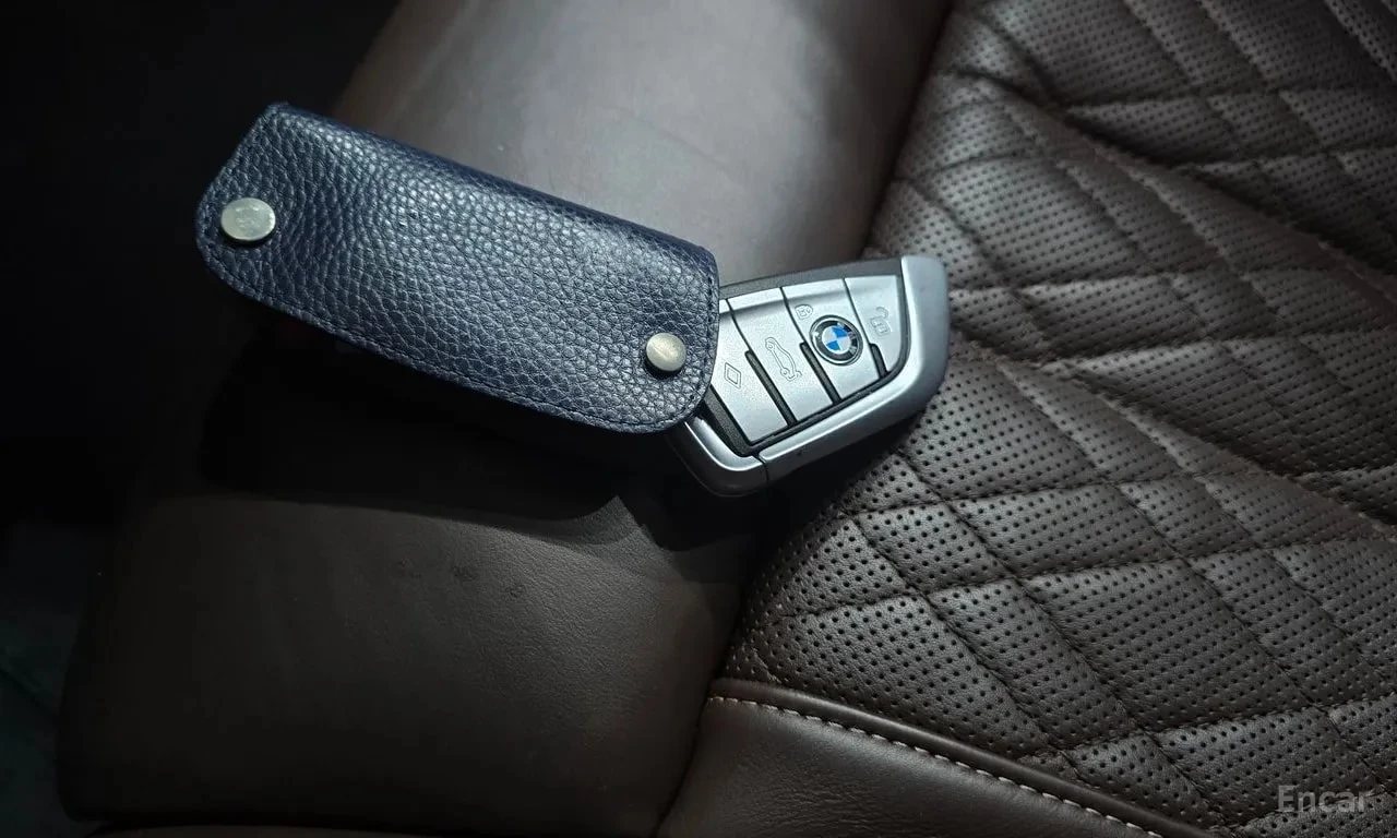 BMW 730 Ld xDrive Design Pure Excellence, снимка 16 - Автомобили и джипове - 55941355