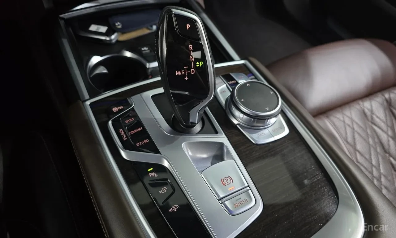 BMW 730 Ld xDrive Design Pure Excellence, снимка 9 - Автомобили и джипове - 55941355