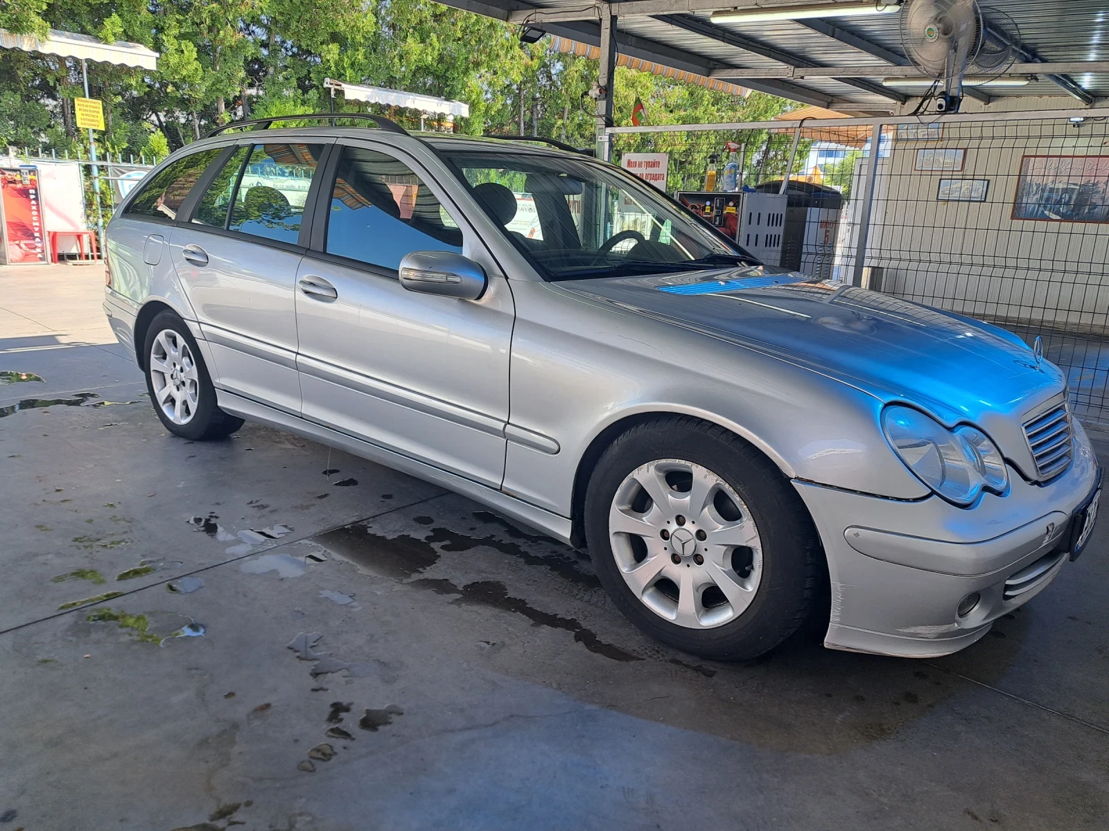 Mercedes-Benz C 200, снимка 2 - Автомобили и джипове - 56064193