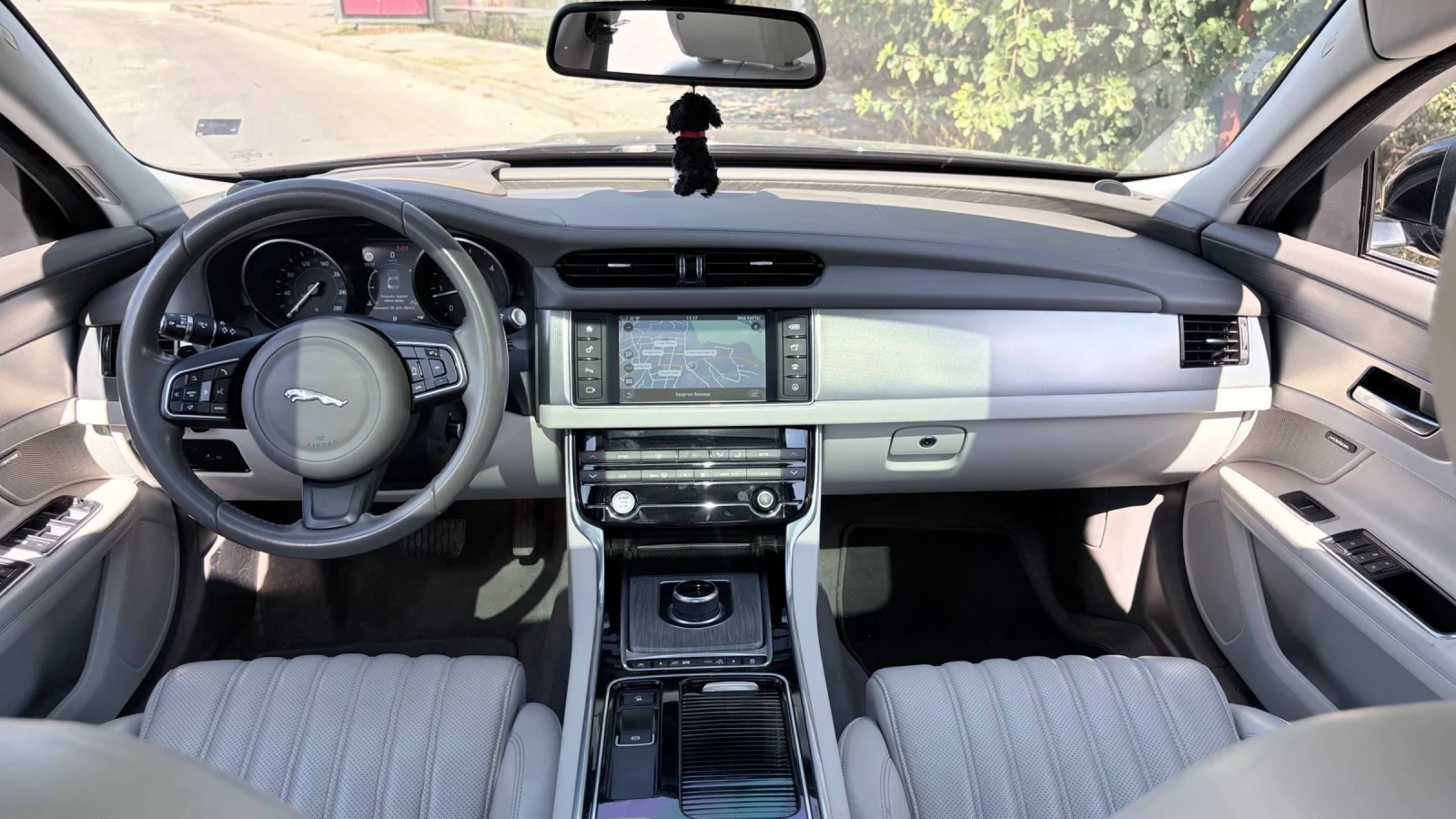 Jaguar Xf, снимка 4 - Автомобили и джипове - 56359599