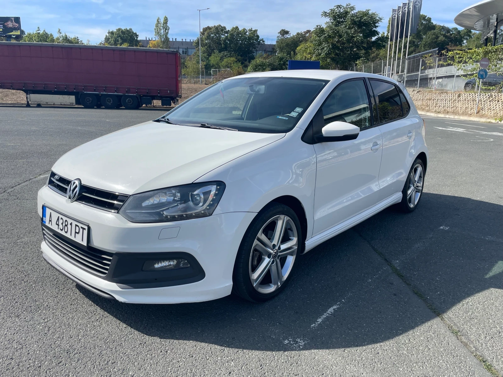 VW Polo R-line