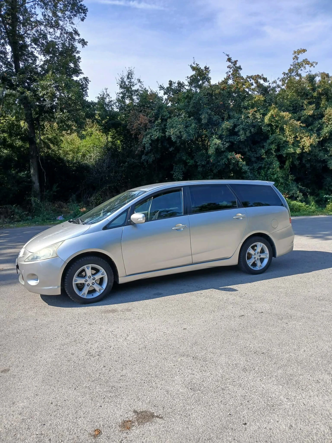 Mitsubishi Grandis, снимка 3 - Автомобили и джипове - 56510090