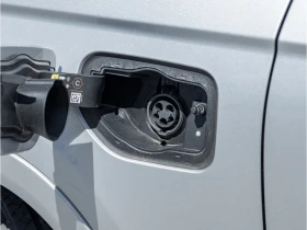 Jeep Grand cherokee 4xe OVERLAND C РЕГИСТРАЦИЯ & АВТО КРЕДИТ, снимка 16