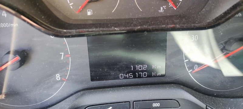 Opel Crossland X 1.2 бензинова , снимка 7 - Автомобили и джипове - 49776066