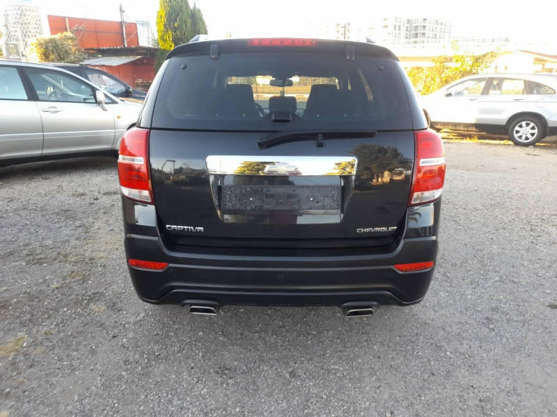 Chevrolet Captiva 2.2CDTI, снимка 5 - Автомобили и джипове - 51799600