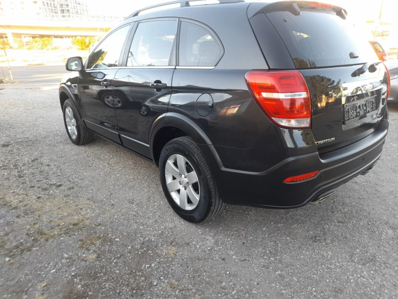 Chevrolet Captiva 2.2CDTI, снимка 6 - Автомобили и джипове - 51799600