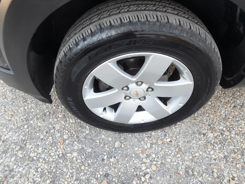 Chevrolet Captiva 2.2CDTI, снимка 16 - Автомобили и джипове - 51799600