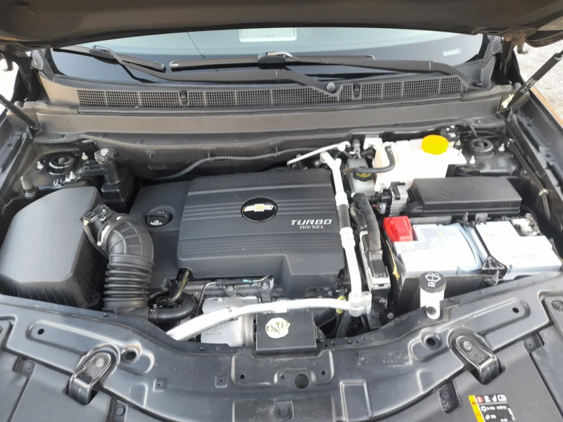 Chevrolet Captiva 2.2CDTI, снимка 17 - Автомобили и джипове - 51799600