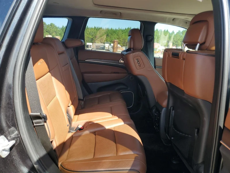 Jeep Grand cherokee SUMMIT* Harman/kardon* подгрев* обдухване* TV-отза, снимка 8 - Автомобили и джипове - 52724394