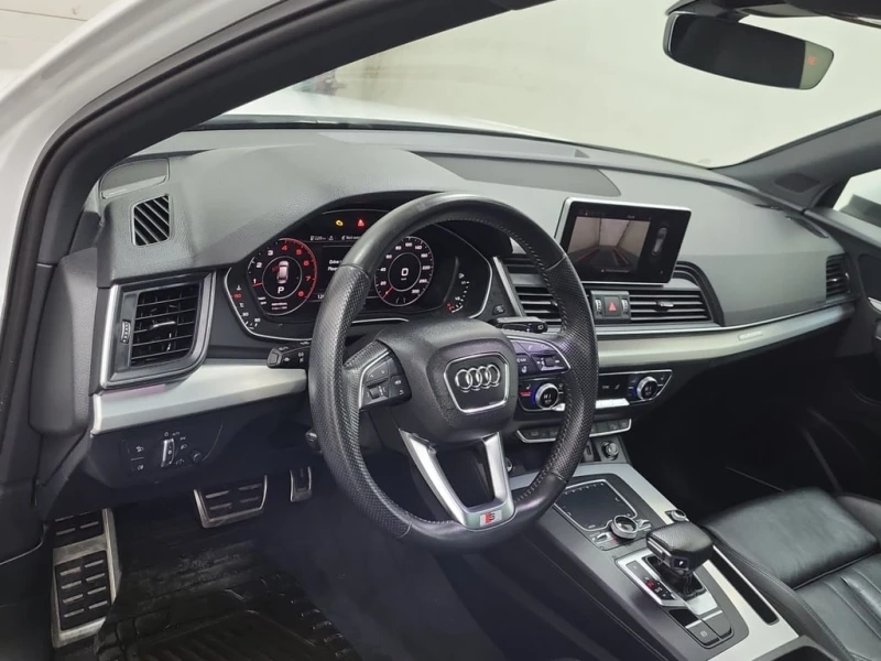 Audi Q5 * TECH PRESTIGE * CARFAX * БЕЗ ПЪРВОНАЧАЛНА ВНОСКА, снимка 9 - Автомобили и джипове - 53097733