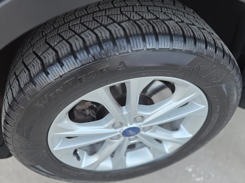 Ford Kuga 2.0TDCi 4x4* Titanium* Отлична, снимка 8 - Автомобили и джипове - 53240600